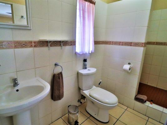 Room image 5