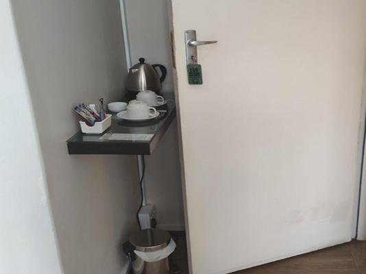 Room image 1