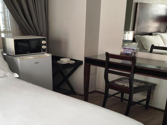 Room image 3