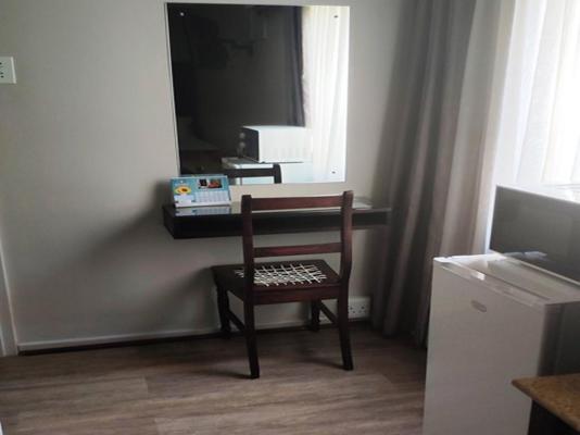 Room image 16
