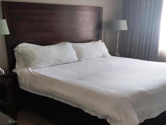 Room image 3