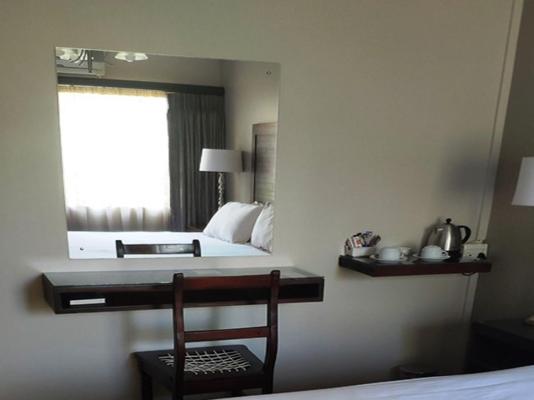Room image 6