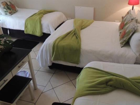 Room image 5