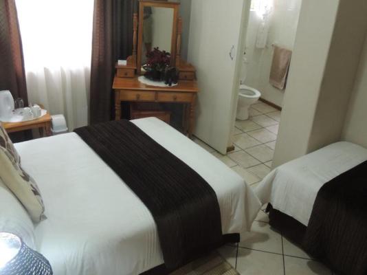 Room image 1