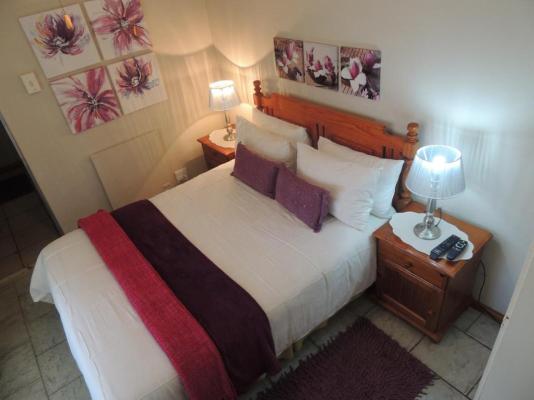 Room image 9