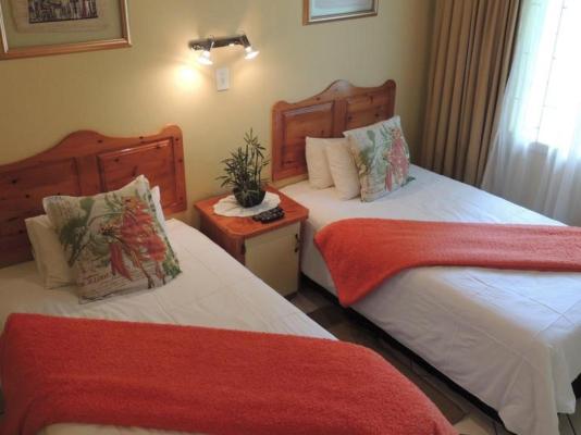 Room image 2