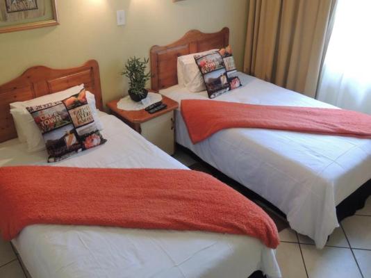 Room image 3