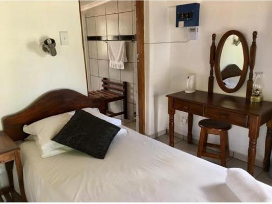 Room image 1