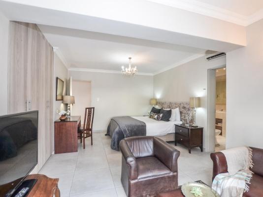Capo Cabana Guesthouse - 217740