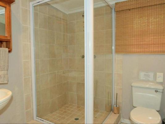 Room image 7