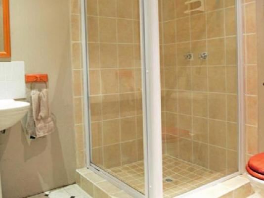 Room image 1