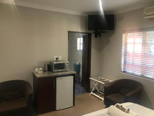Room image 1