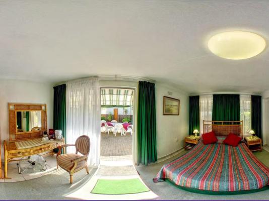 Room image 2