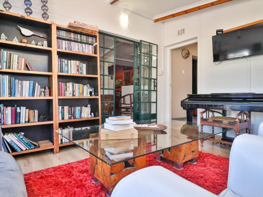 Sunbury Bed and Breakfast - 218095