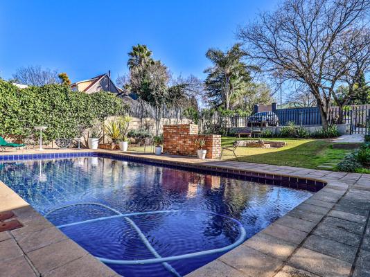 Sunbury Bed and Breakfast - 218096