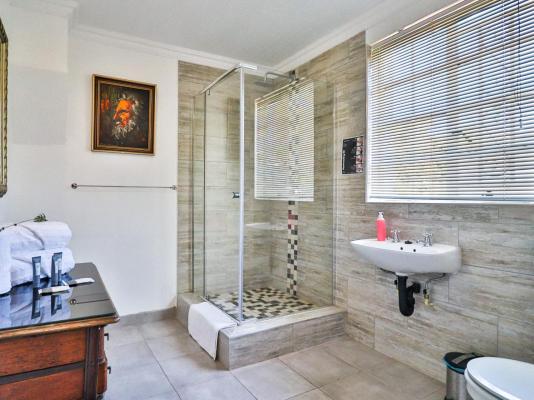 Sunbury Bed and Breakfast - 218103