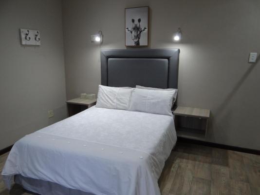 Room image 1
