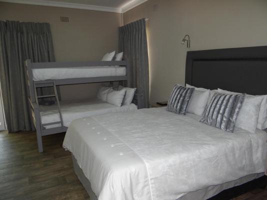 Room image 1