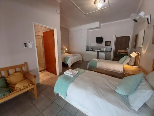 Room image 2