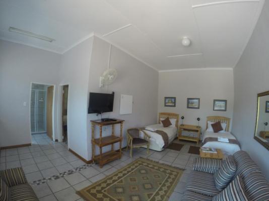 Room image 2