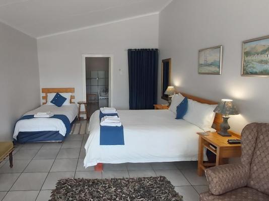 Room image 1