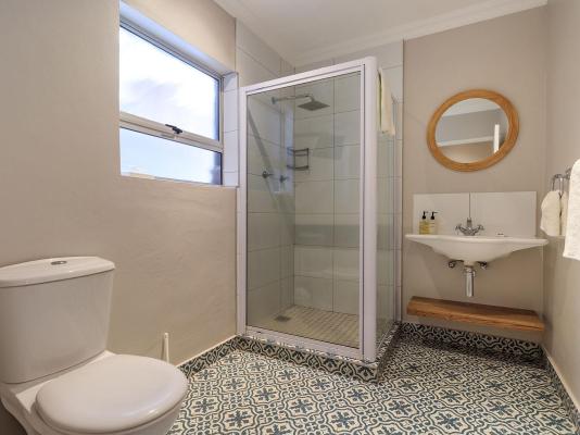 Room image 3