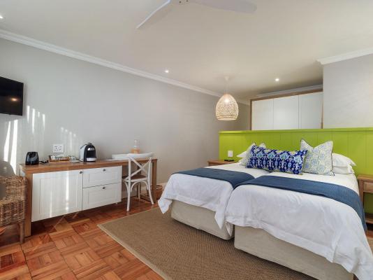 Room image 3