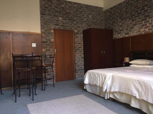 Room image 26
