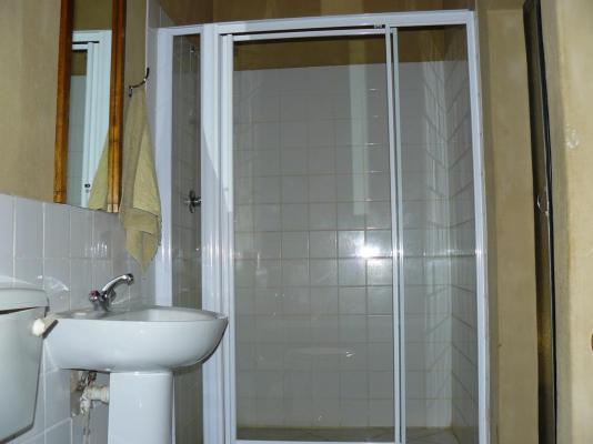 Room image 36