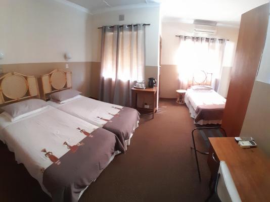 Room image 38