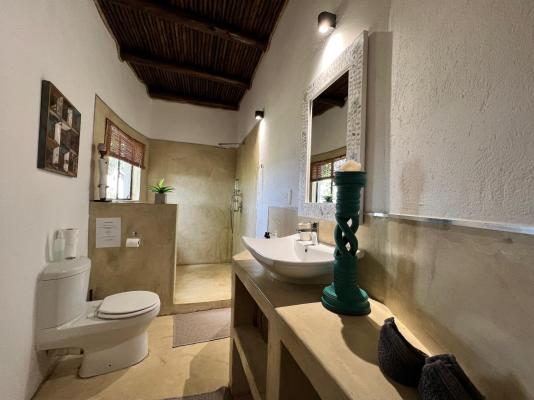 Room image 3