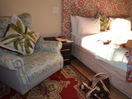 Room image 3