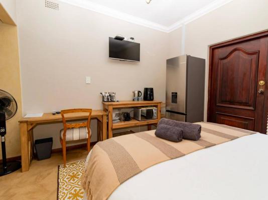 Room image 2