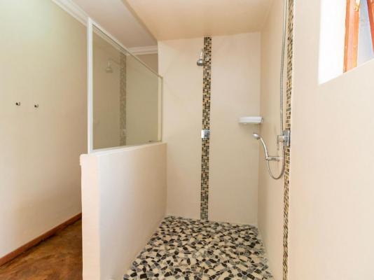 Room image 6
