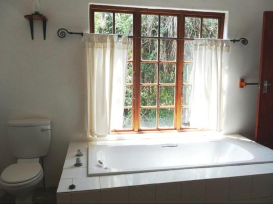 Room image 1