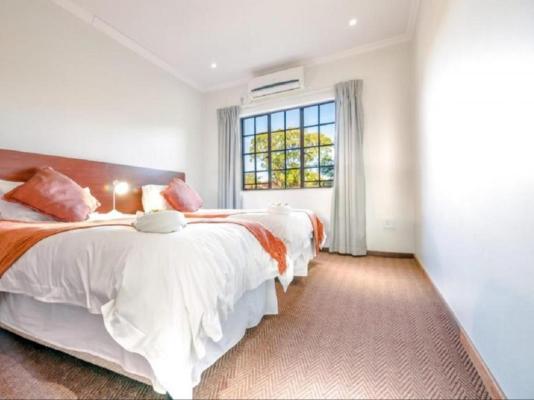 Room image 17