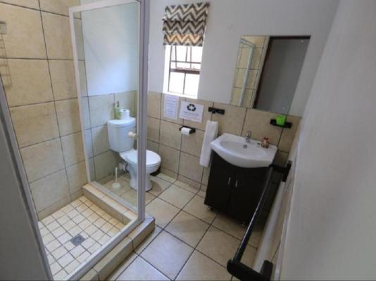 Room image 20