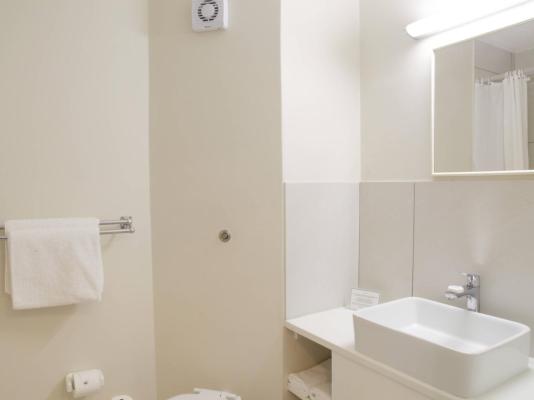 Room image 1