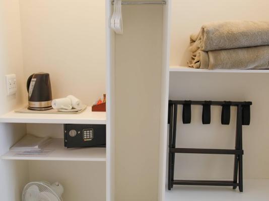 Room image 6