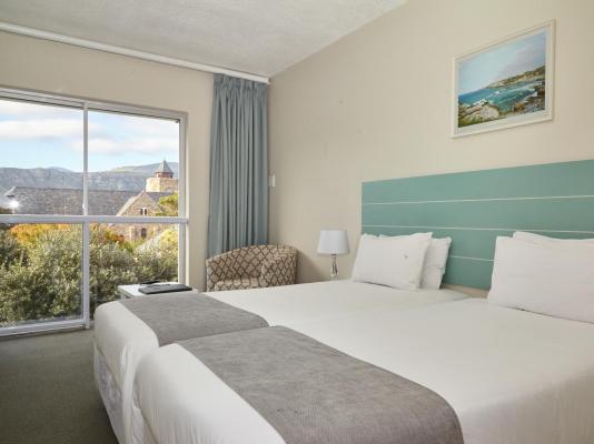 Room image 4