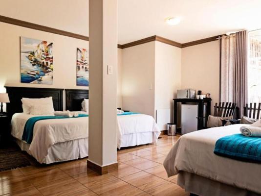 Room image 10