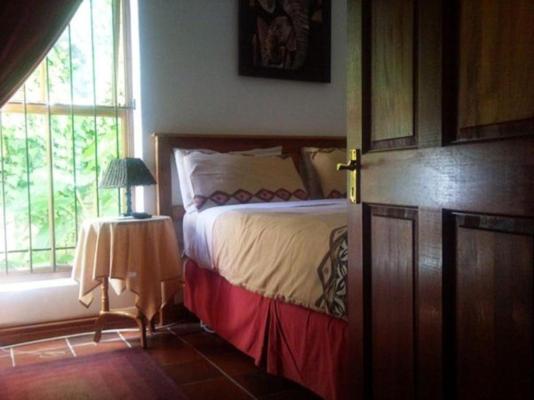 Room image 11