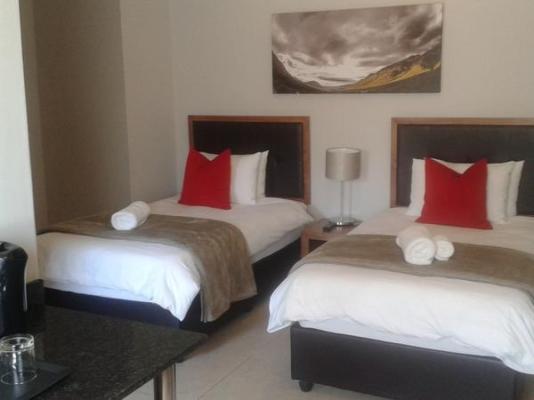 Room image 1