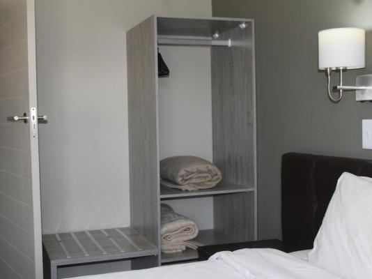 Room image 1