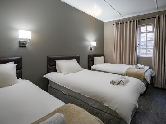 Room image 1