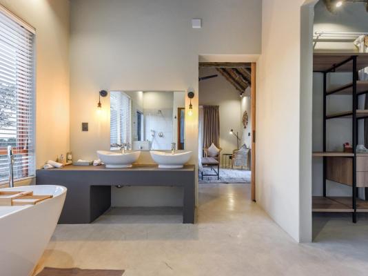 Room image 1