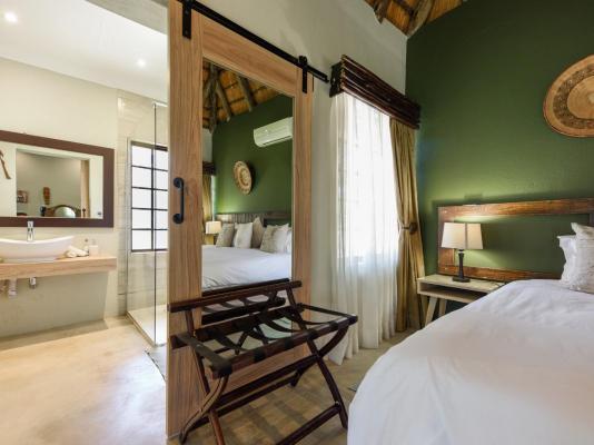 Room image 2