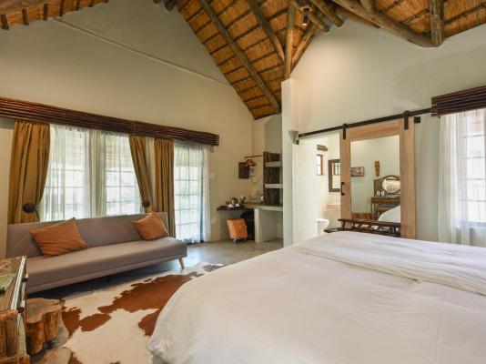 Room image 4