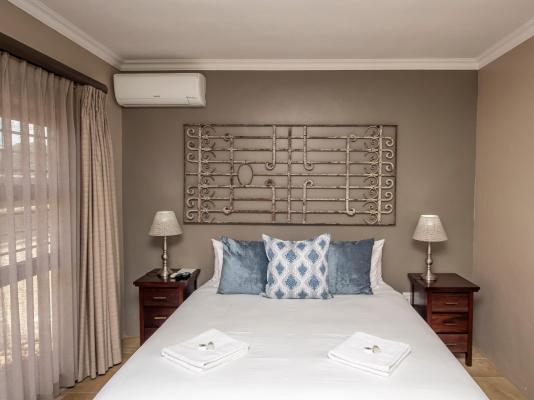 Room image 4