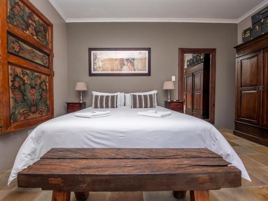 Room image 7